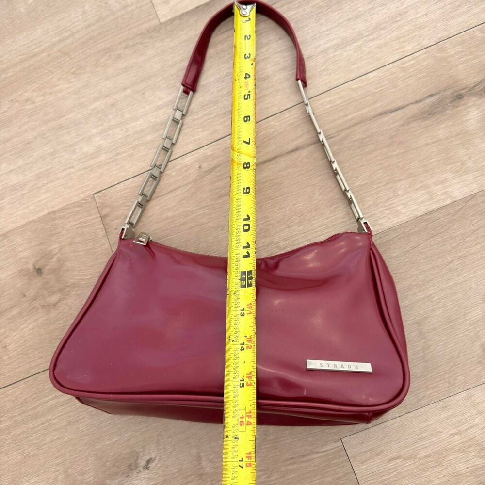 Strada VTG Cherry Red Vegan Leather Shoulder Bag W Silver Chain Strap Purse 90's - Picture 5 of 8